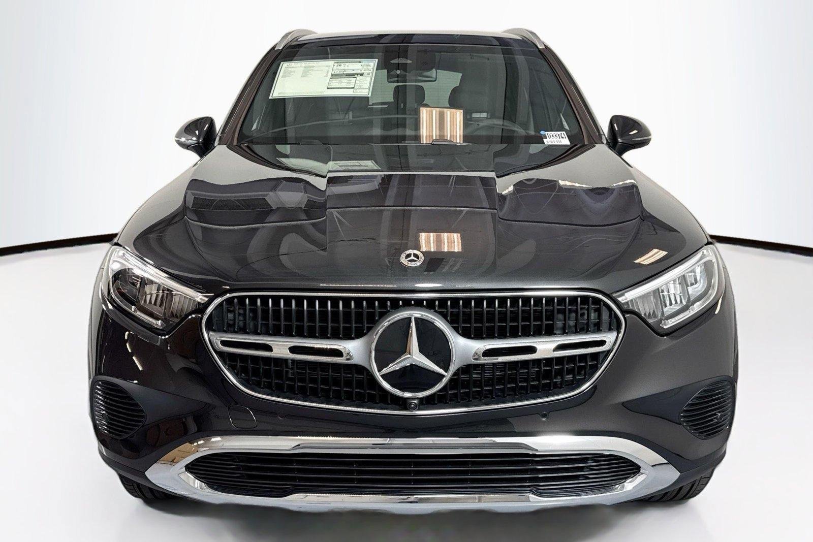 New 2026 Graphite Grey Metallic Mercedes-Benz GLC 300 image 2