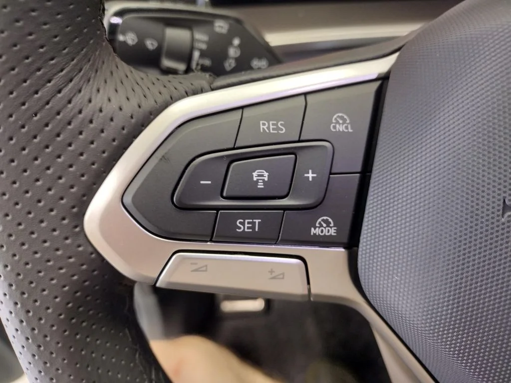 New 2026 Beige Volkswagen 2.0T SE R-Line Black image 26