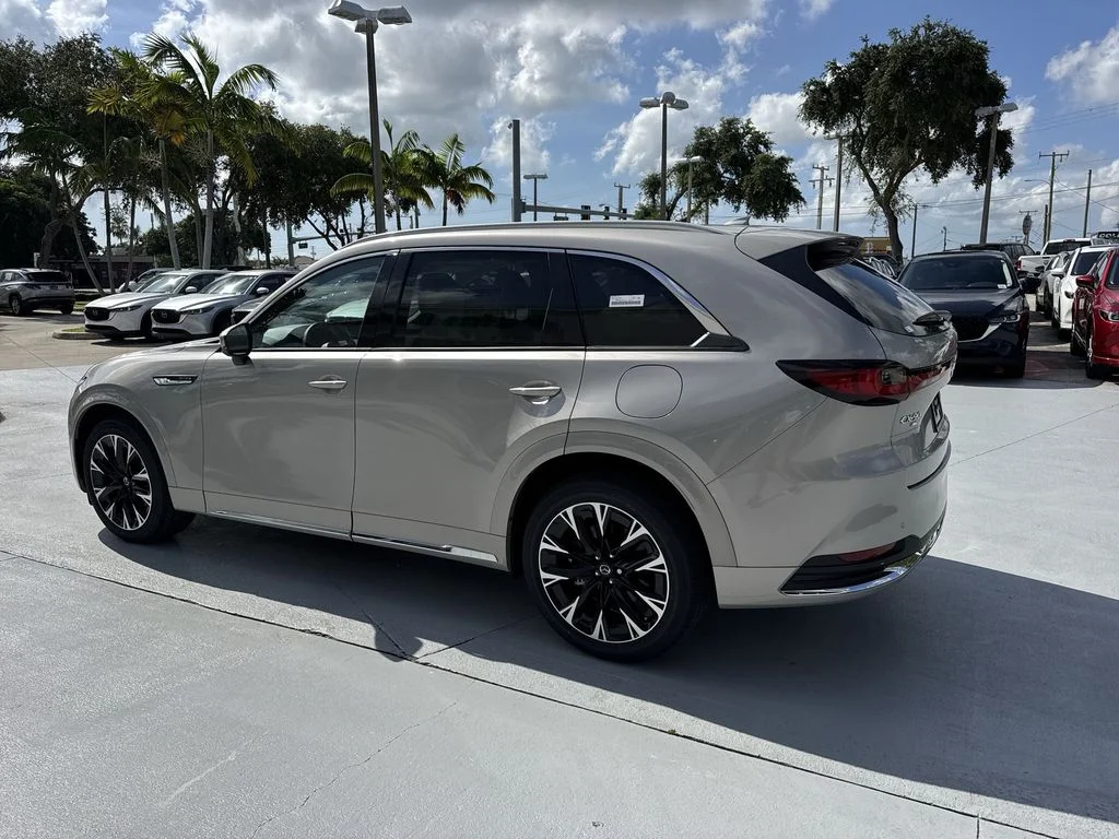 New 2026 Platinum Mazda 3.3 Turbo S Premium Plus AWD image 12