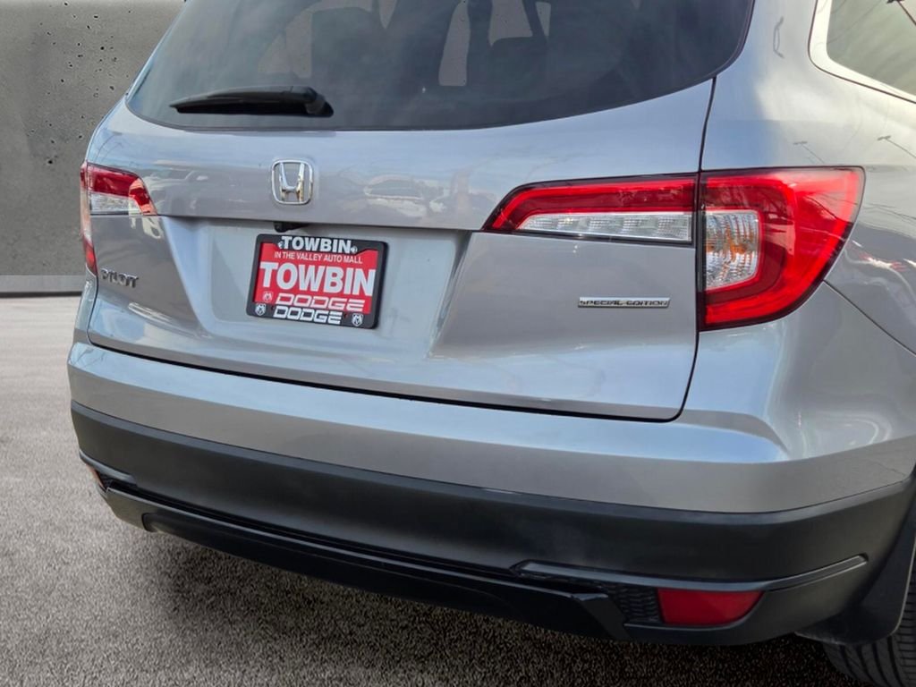 Used 2022 Silver Honda Special Edition image 5