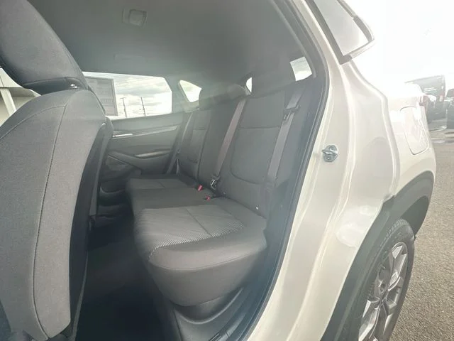 Used 2024 White Kia LX image 23