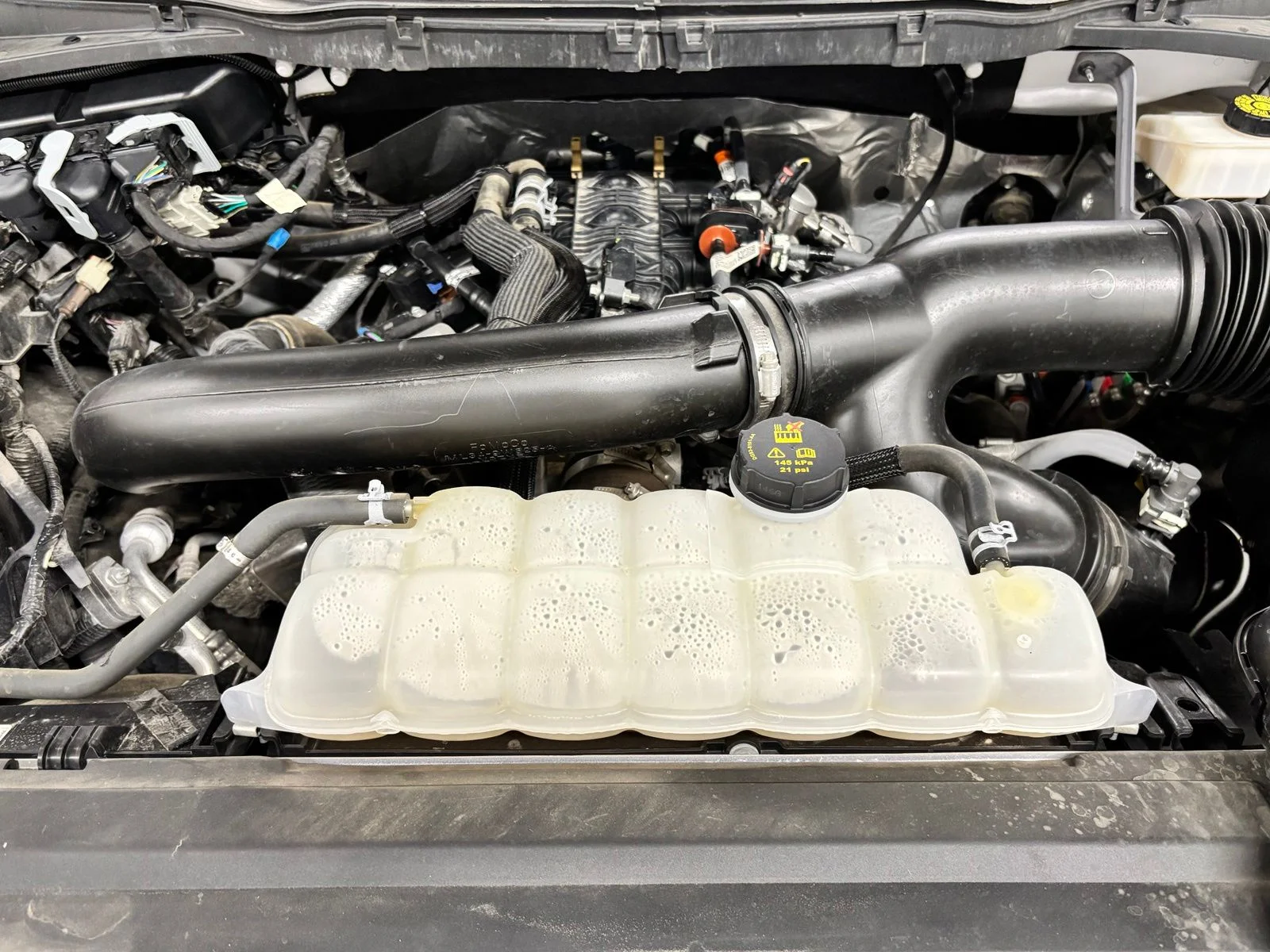 Used 2024 White Ford Lariat image 25