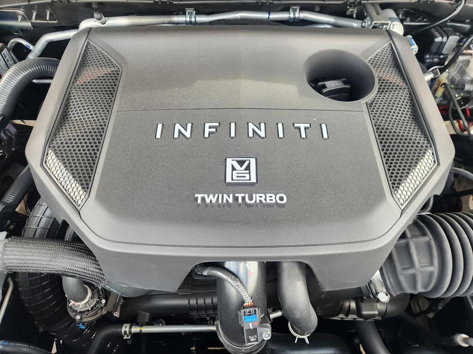 New 2027 DYNAMIC METAL INFINITI Sport 4WD image 22