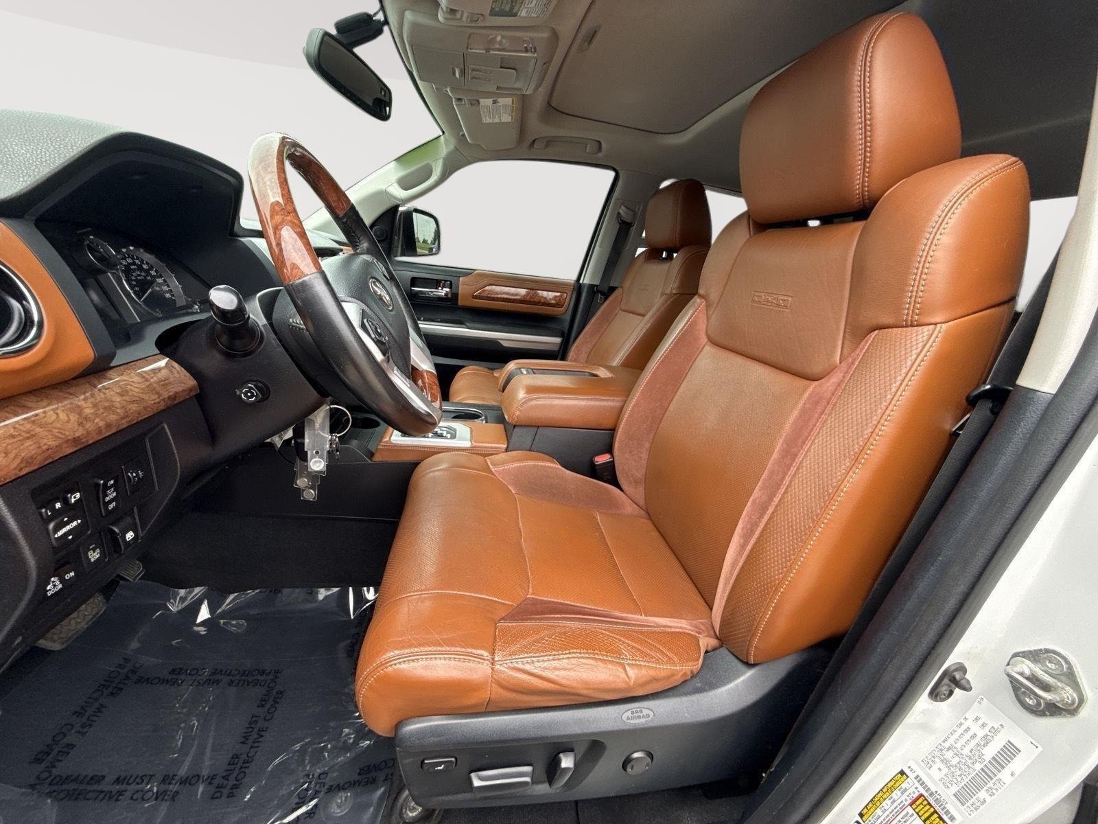 Used 2015 Super White Toyota Platinum image 3