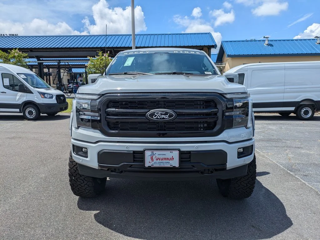 New 2026 Avalanche Ford Lariat image 9