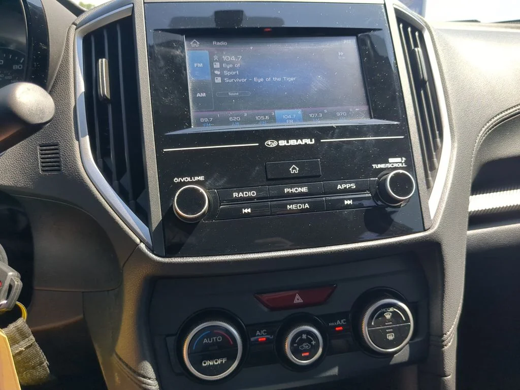 Used 2023 White Subaru Base image 19