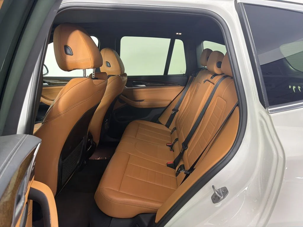 Used 2019 Alpine White BMW xDrive30i image 14