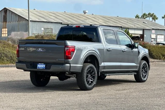 New 2026 Carbonized Gray Metallic Ford XLT image 26