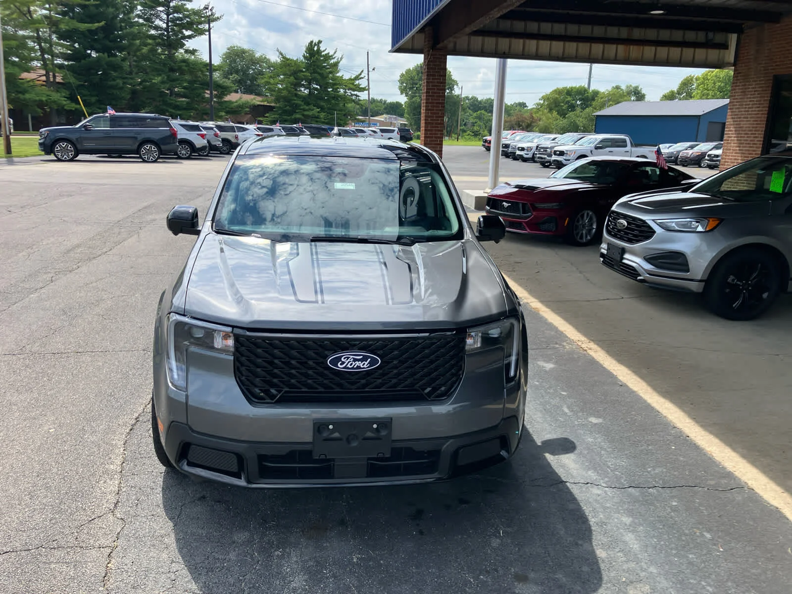 New 2026 Carbonized Gray Metallic Ford LARIAT image 4