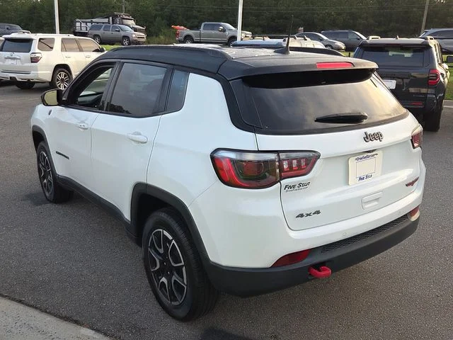 Used 2024 White Jeep Trailhawk image 11
