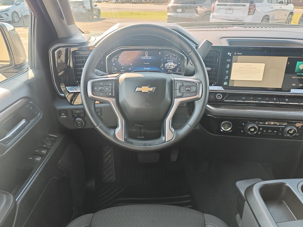 Used 2024 Gray Chevrolet LT image 16