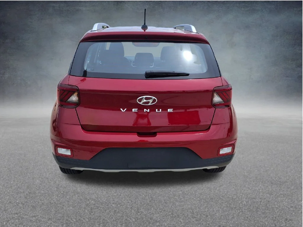 Used 2025 Red Hyundai Limited image 6