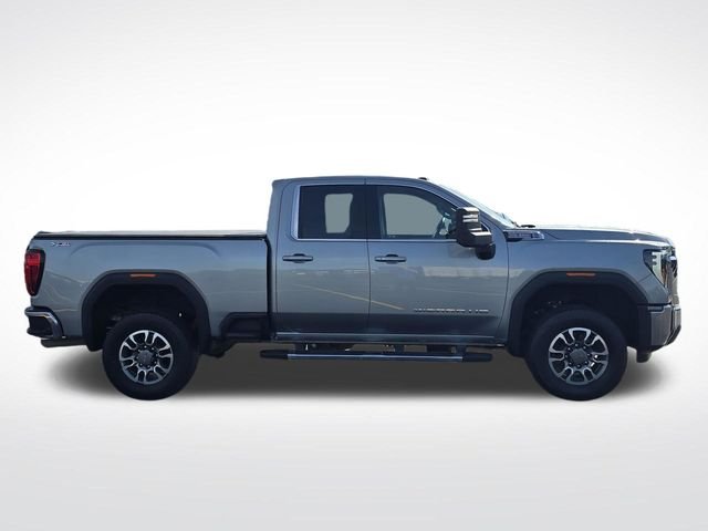 Used 2024 Silver GMC SLE image 4