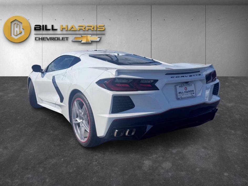 Used 2022 White Chevrolet Stingray image 7