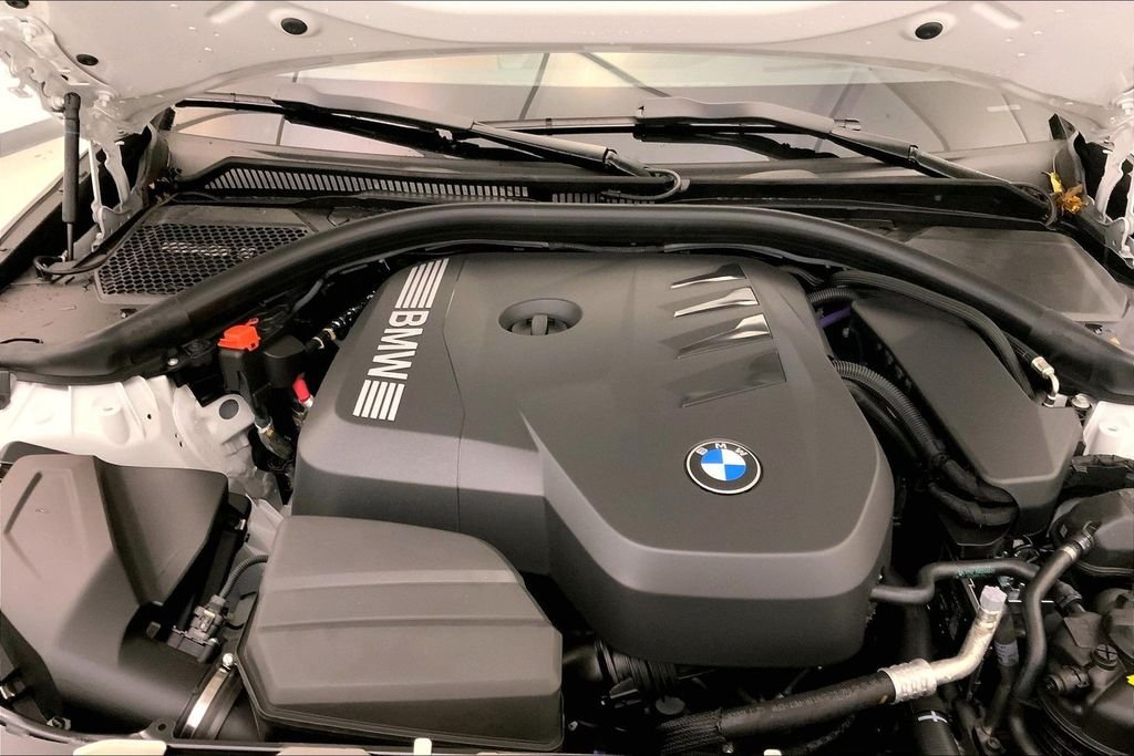 Used 2026 White Metallic BMW 330i xDrive image 8