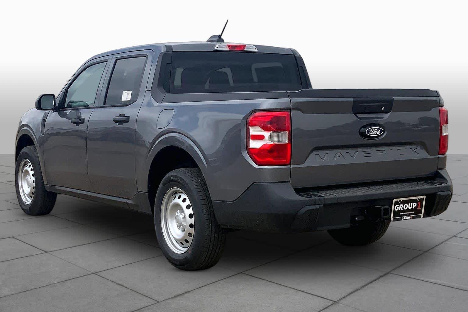 New 2026 Carbonized Gray Metallic Ford XL image 12