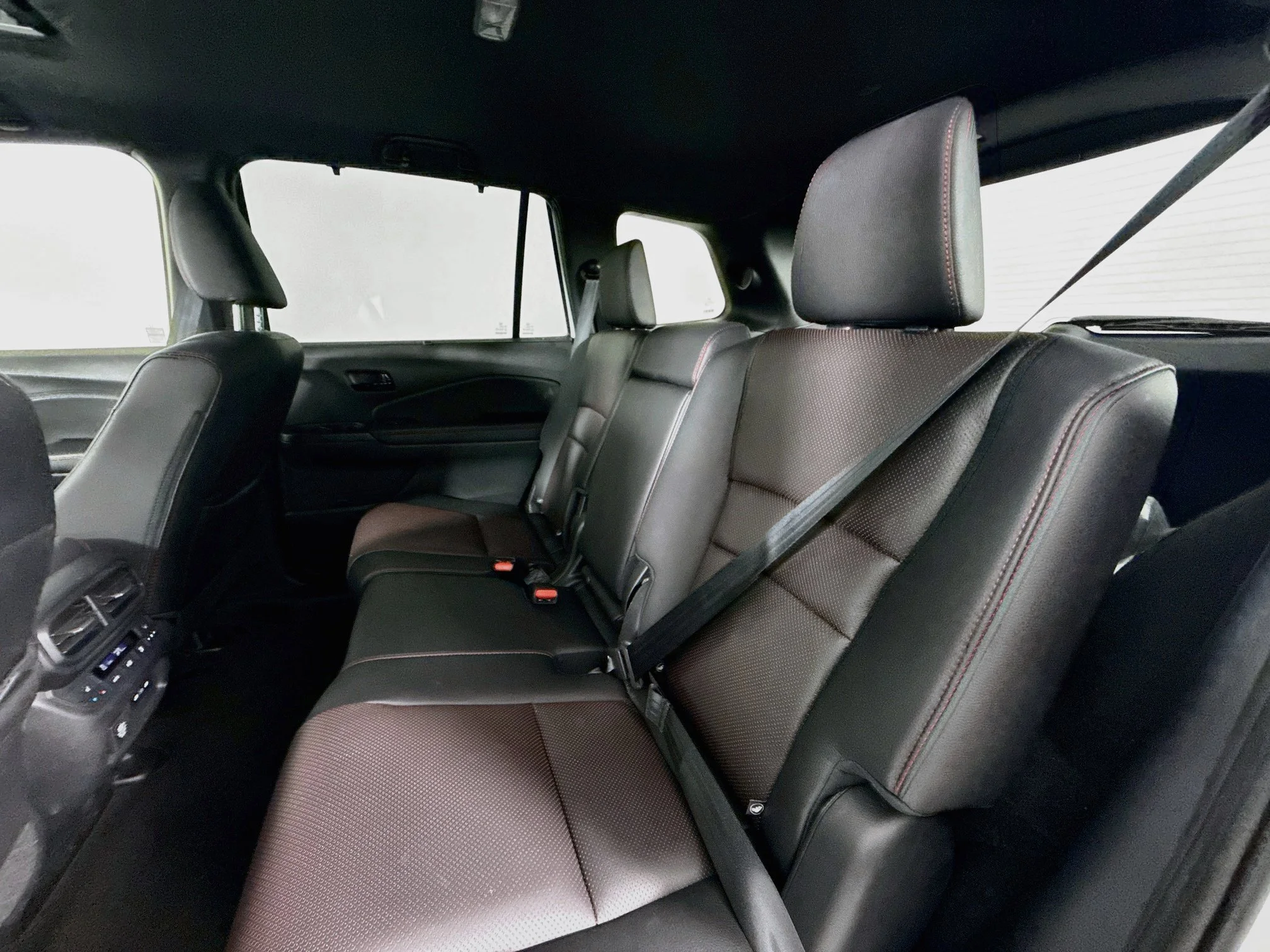 Used 2025  Honda Black Edition image 23