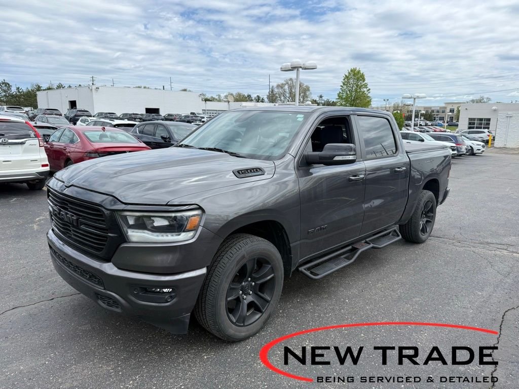 2021 RAM 1500 Big Horn/Lone Star 4x4 Crew Cab 5'7's photo