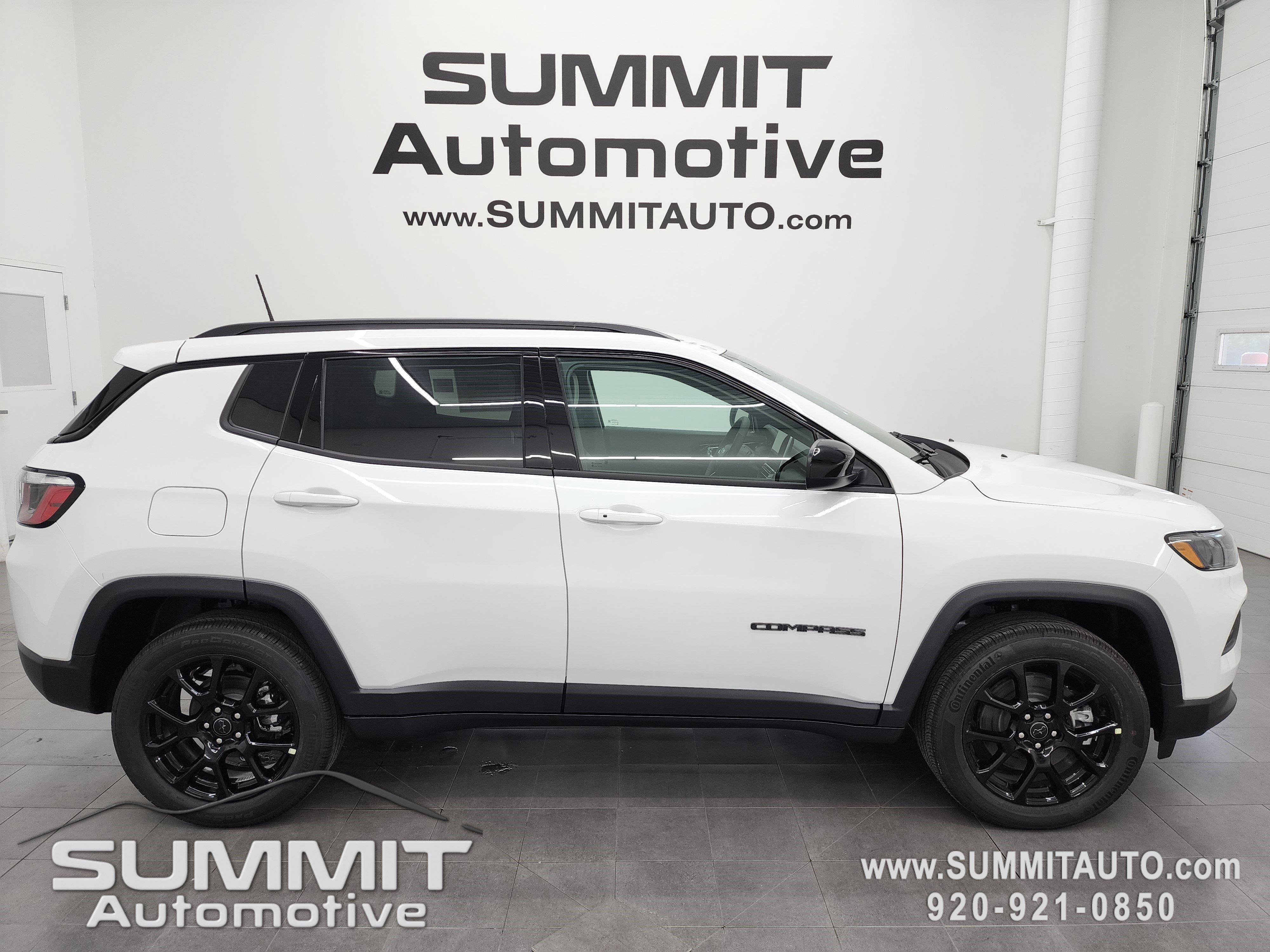 2026 Jeep Compass Latitude Altitude