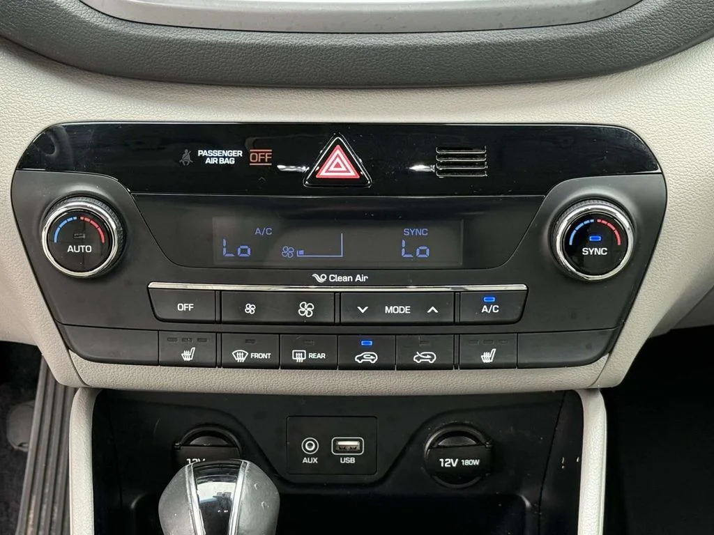 Used 2018 White Hyundai Value image 20