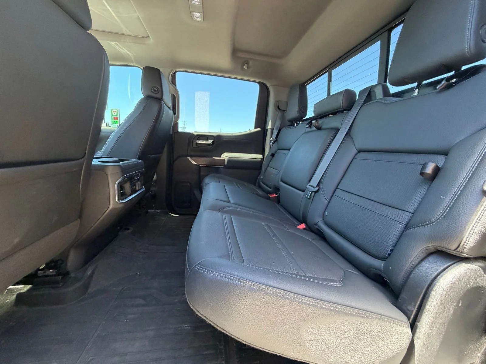 Used 2021 Black GMC Denali image 11