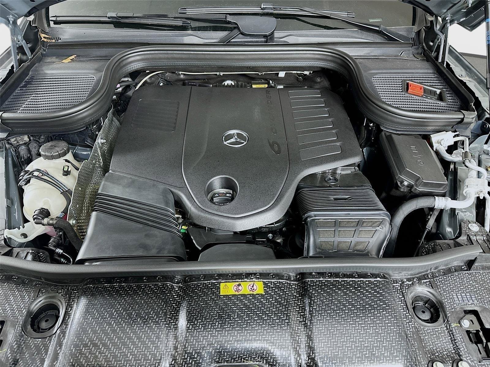 Used 2026 Gray Mercedes-Benz GLE 450 image 38