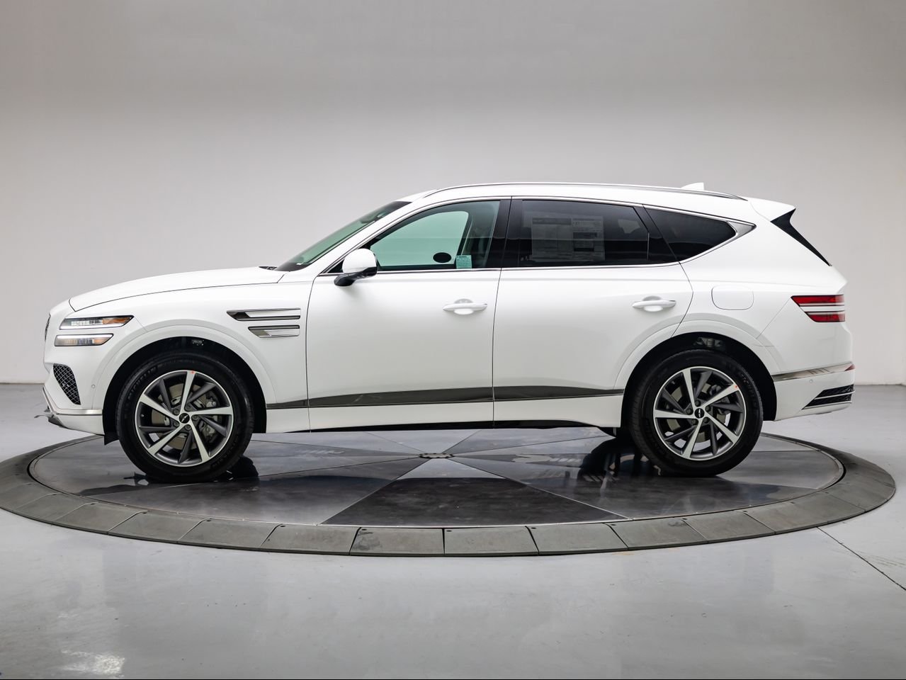 New 2026 Alta White Genesis 2.5T ADVANCED image 2