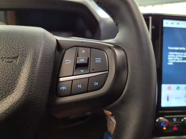 Used 2025 Gray Ford XLT image 26