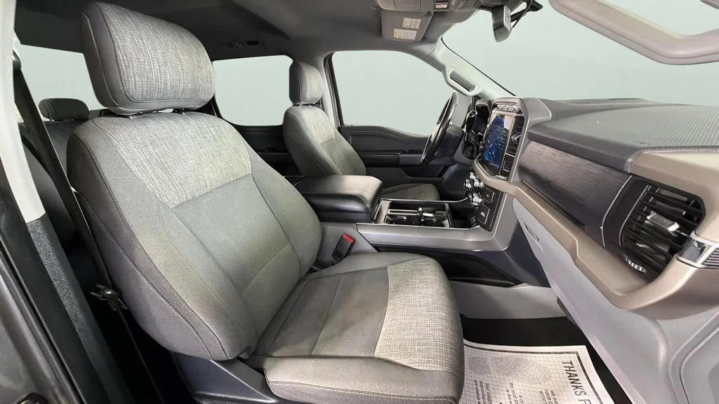 Used 2021 Gray Ford XLT image 34