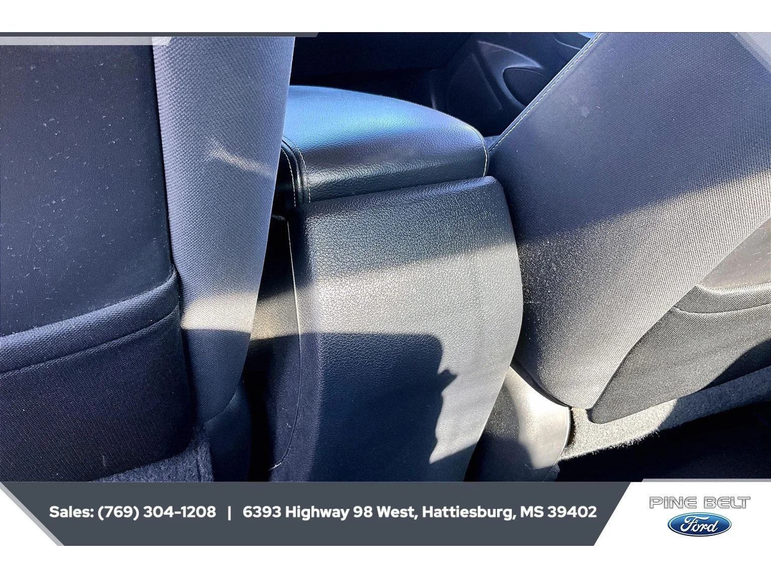 Used 2017 Super Black Nissan 2.5 S image 24