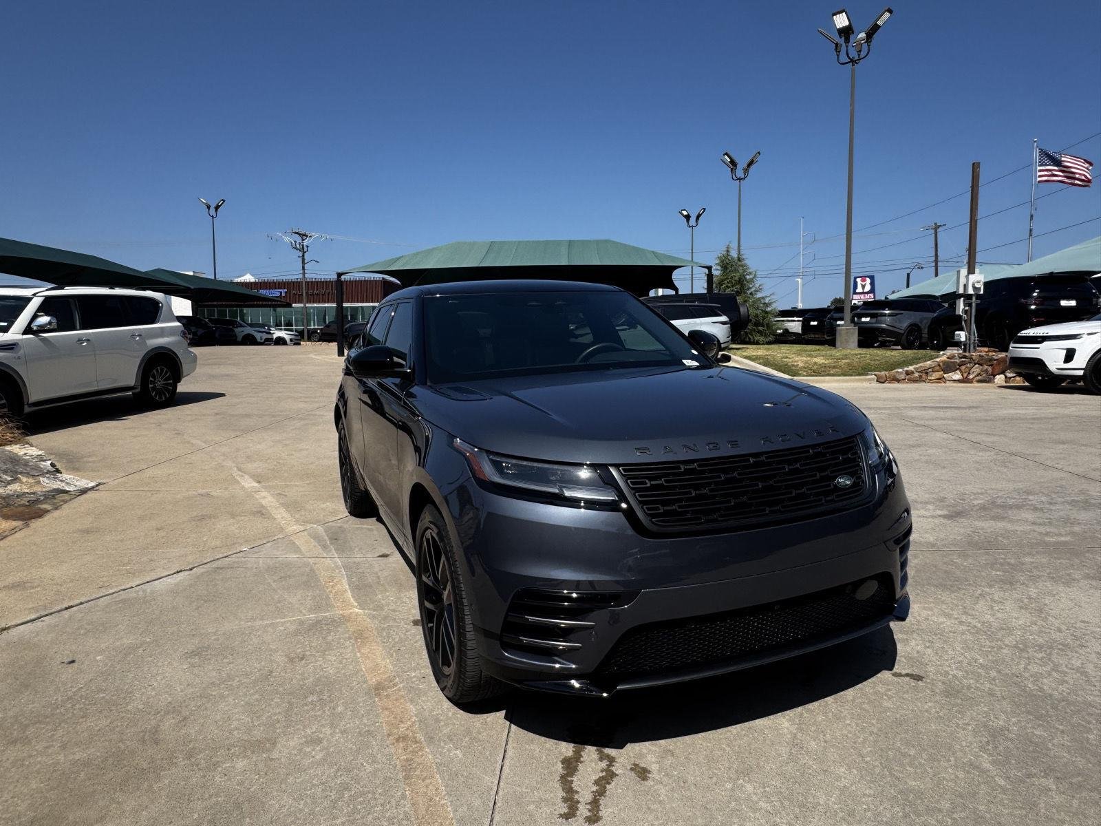 Used 2026 Varesine Blue Land Rover Dynamic SE image 10