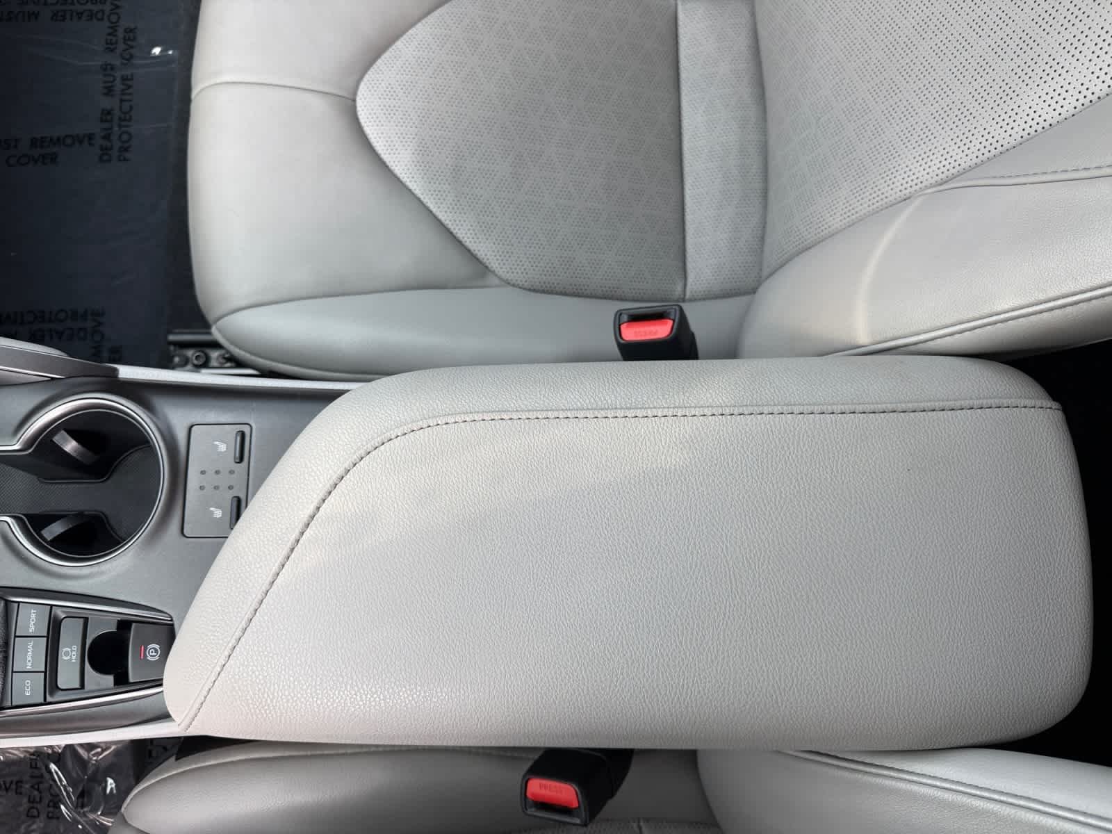 2021 Toyota Camry XSE - Photo 18