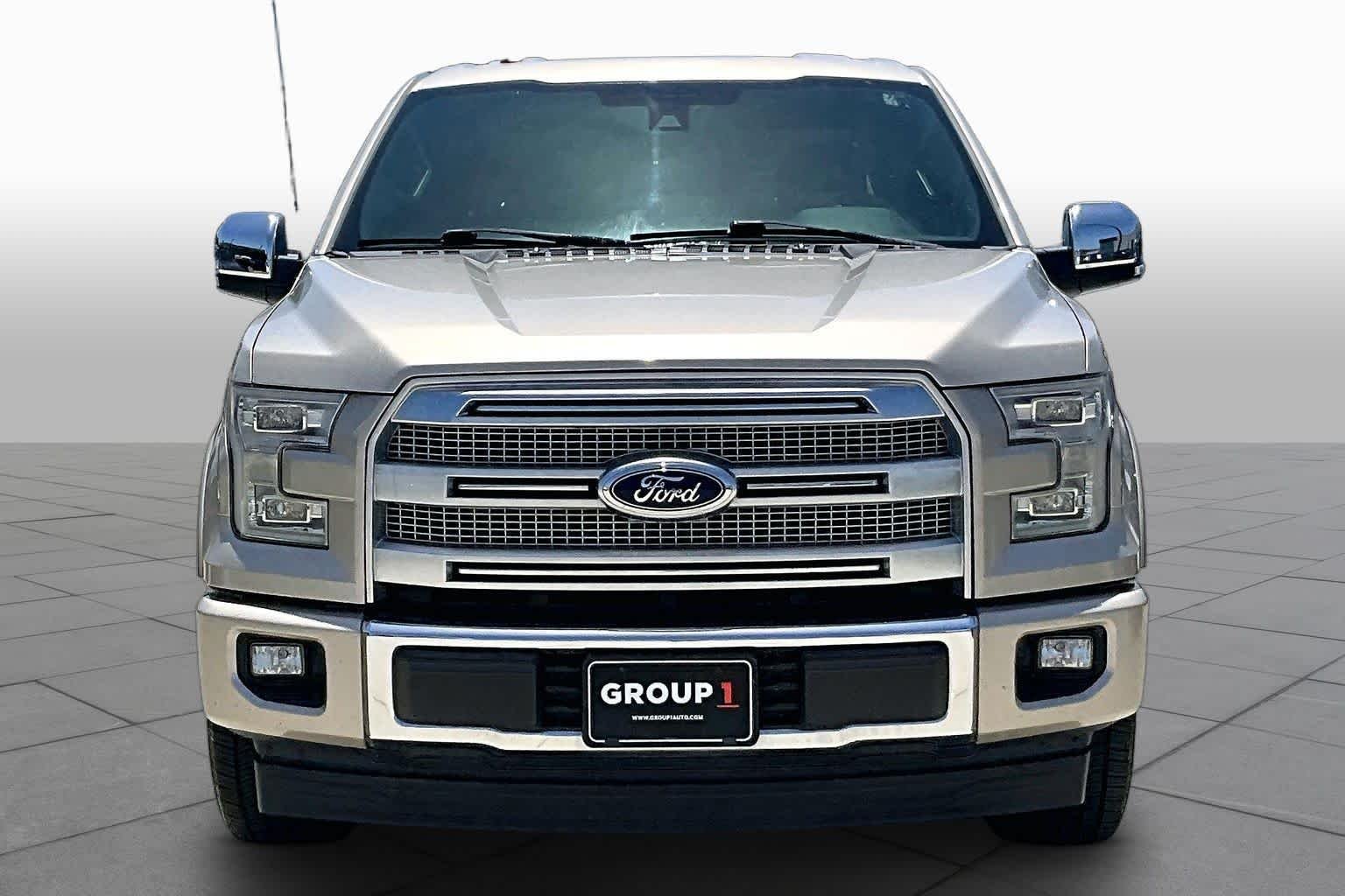 Used 2017 White Gold Ford Platinum image 4