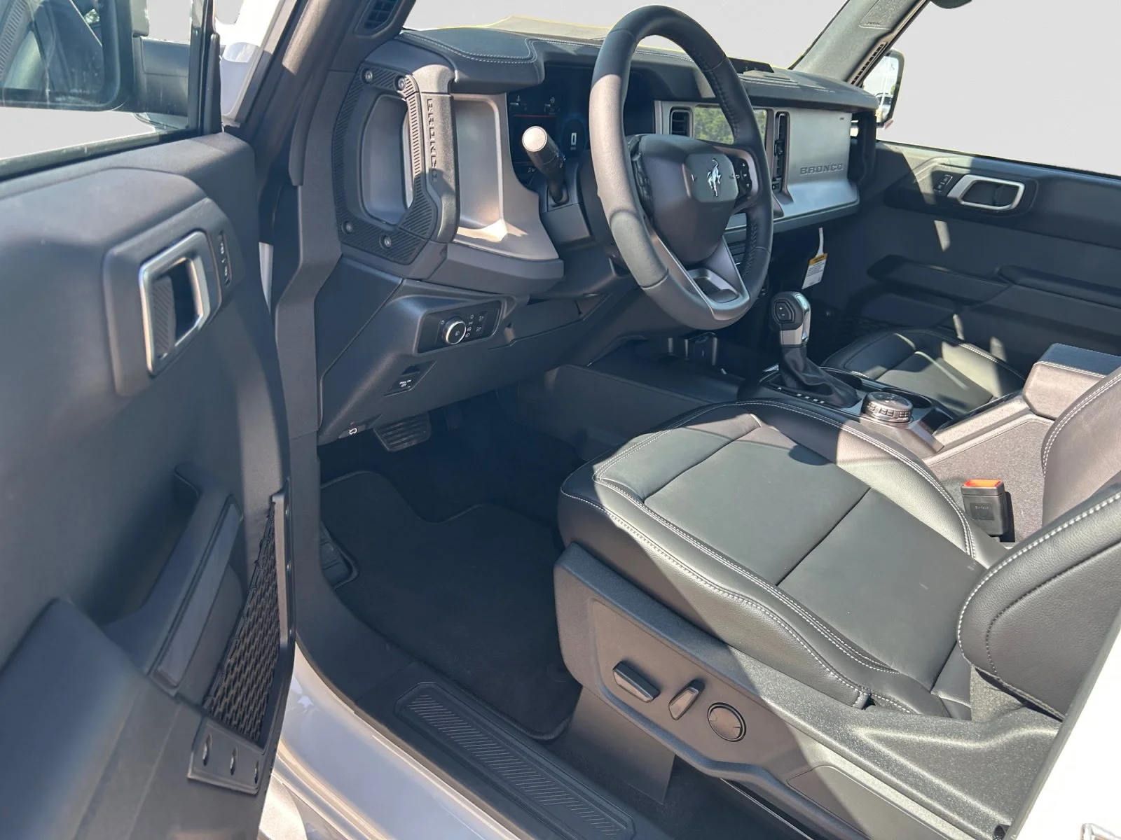New 2026 Avalanche Grey Ford Outer Banks image 13