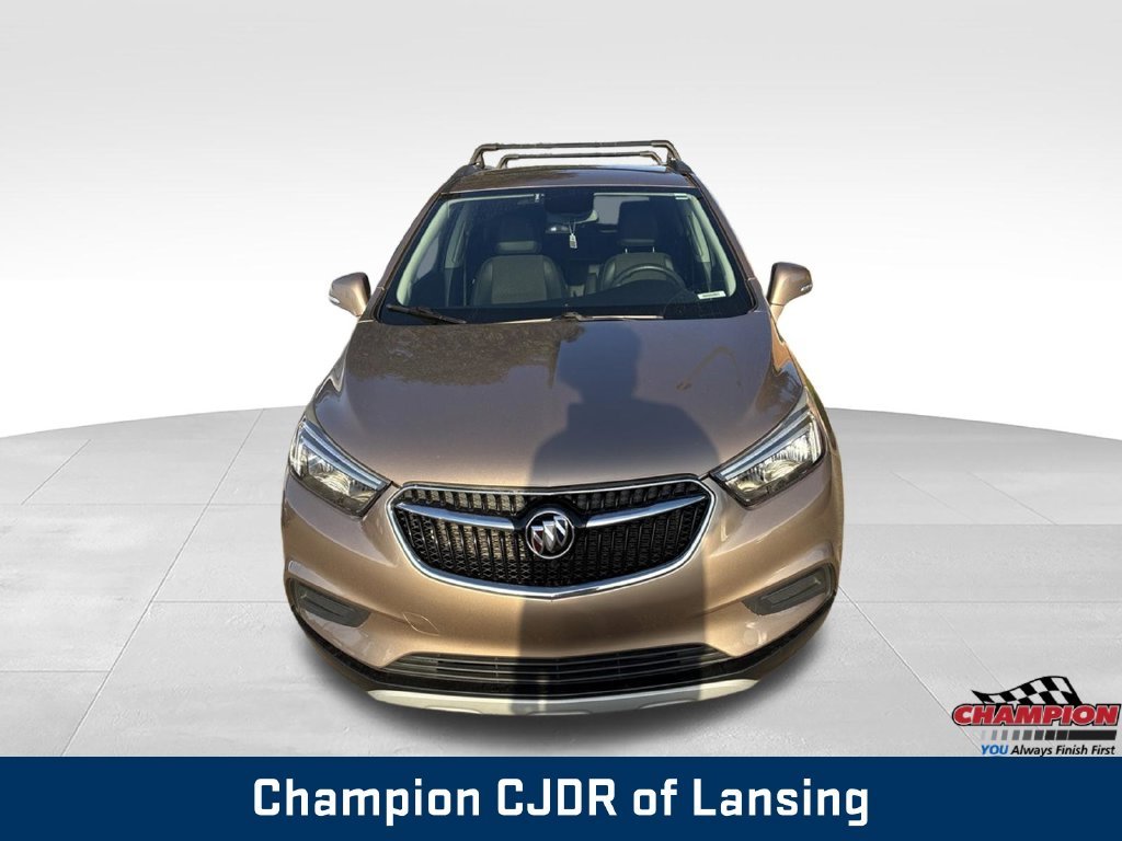 Used 2018  Buick Preferred image 9