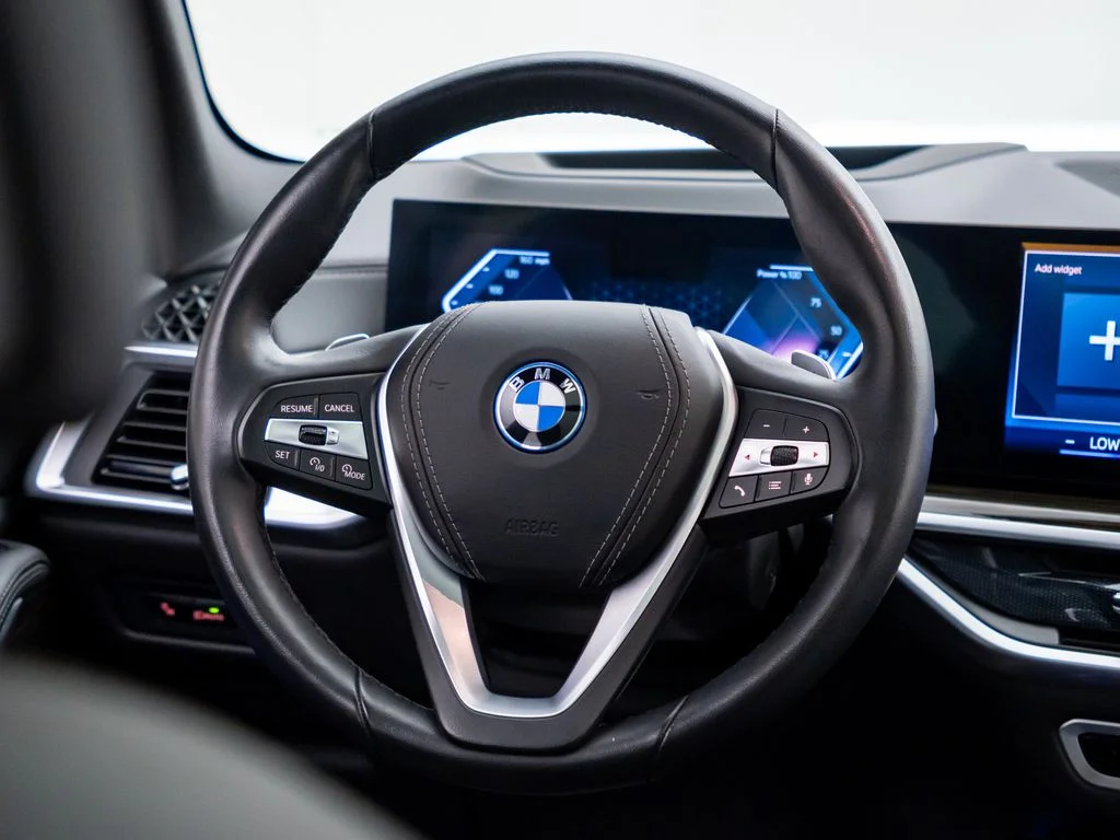 Used 2024 Black BMW xDrive50e image 12