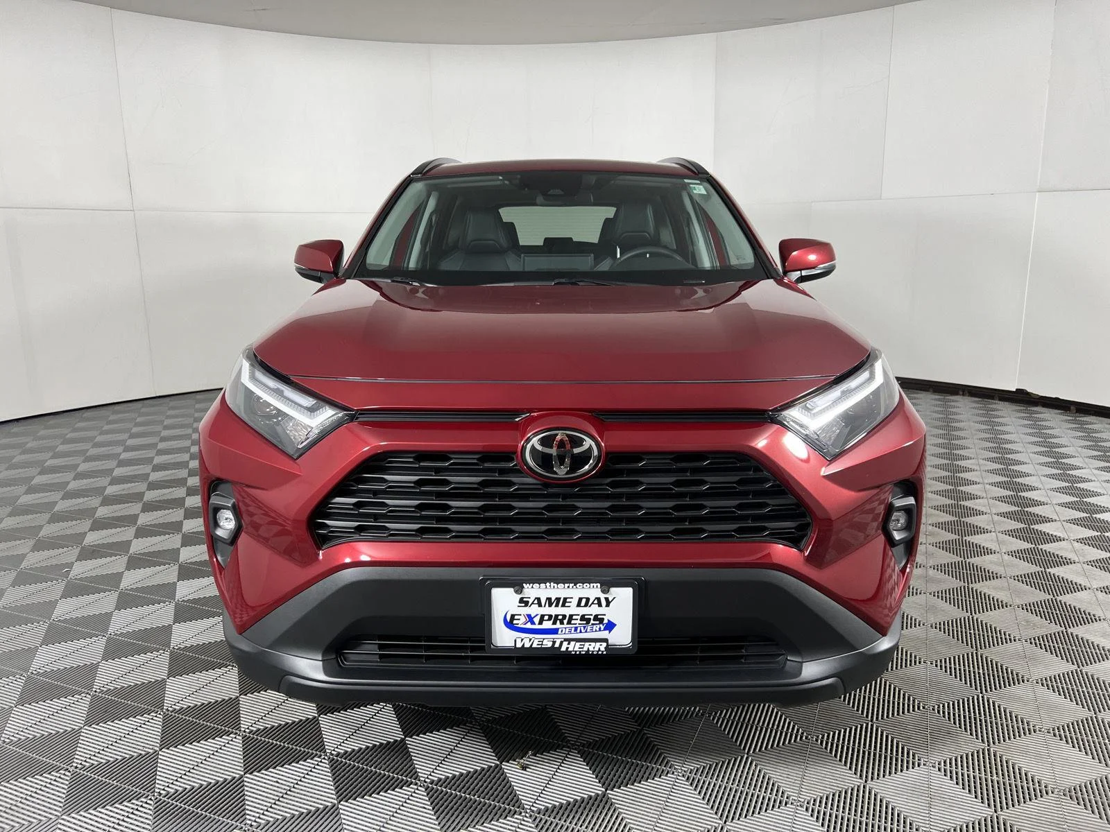 Used 2024 Ruby Flare Pearl Toyota XLE Premium image 2
