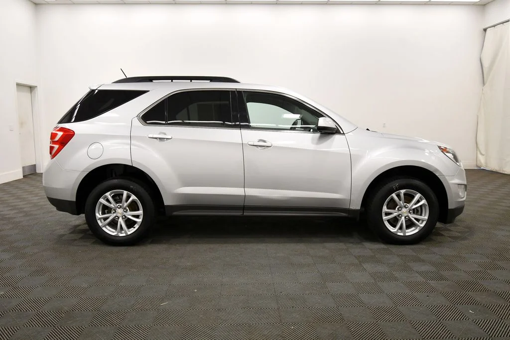 Used 2017 Silver Chevrolet LT image 9