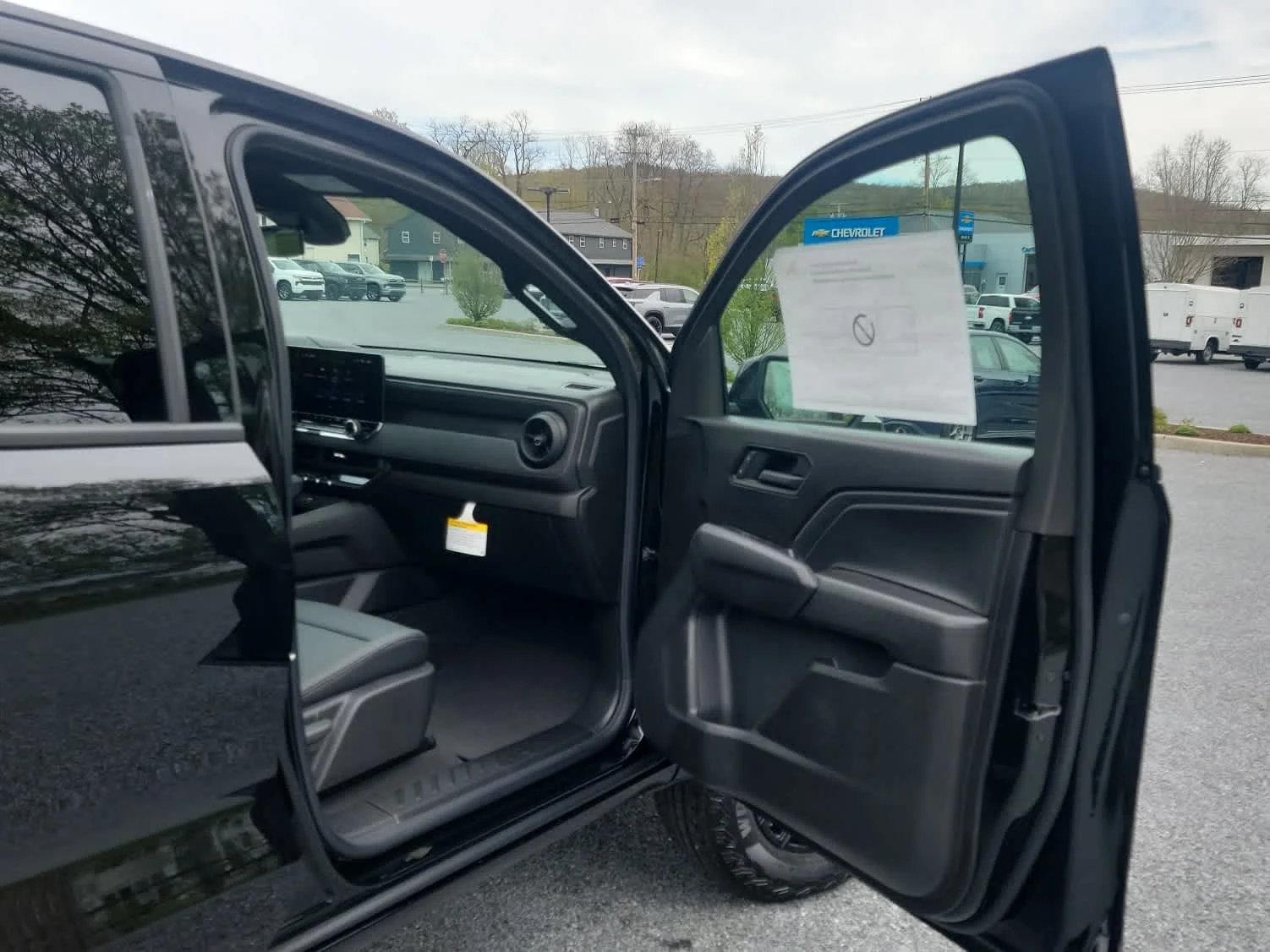 2026 Chevrolet Colorado Trail Boss - Photo 11
