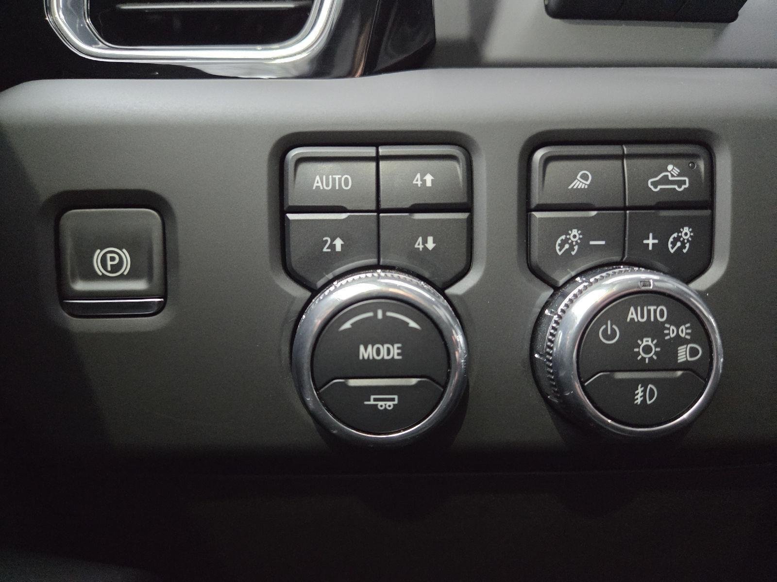 Used 2025 Summit White GMC Denali image 23