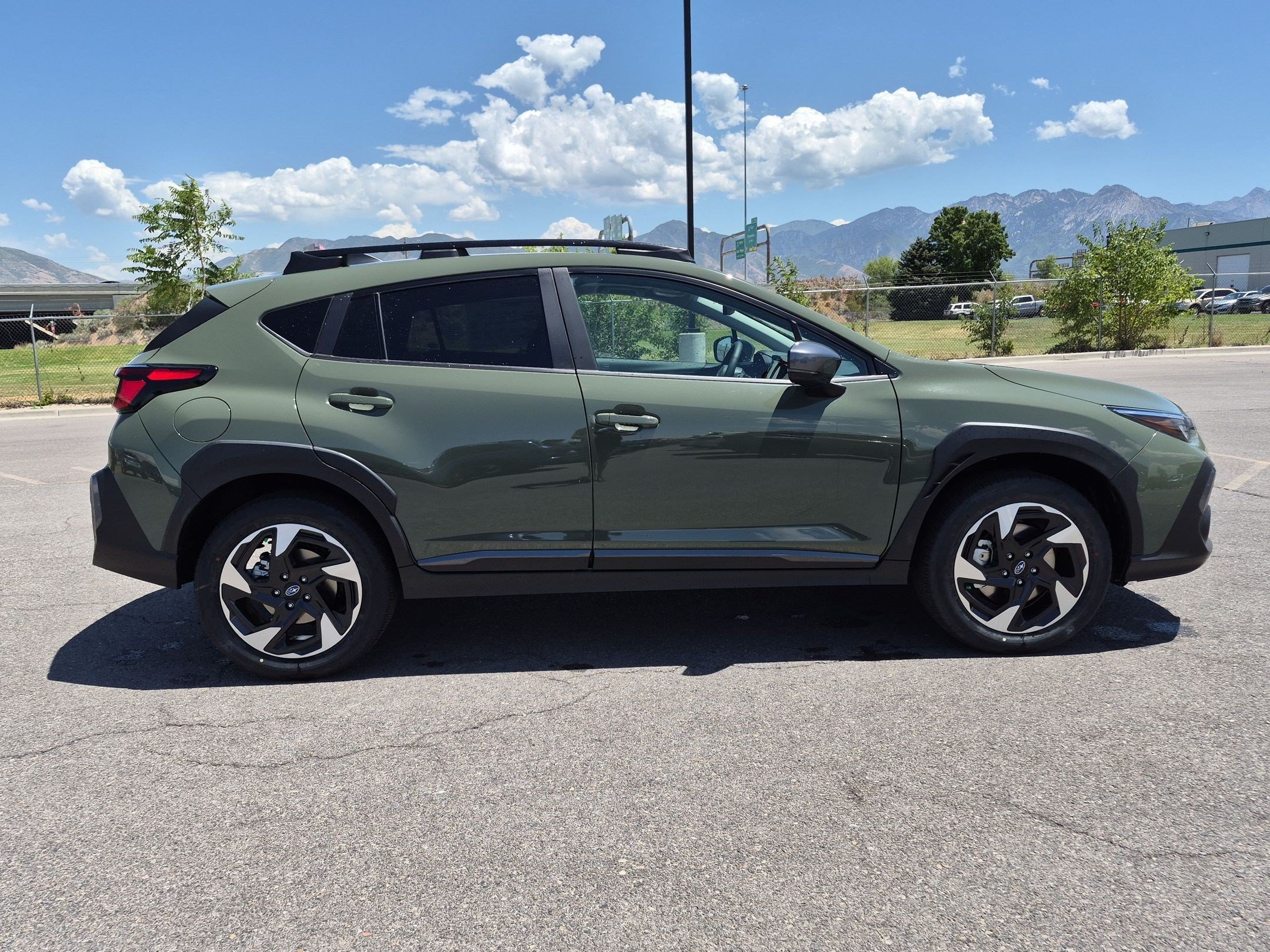 New 2026 ALPINE GREEN Subaru Limited image 2