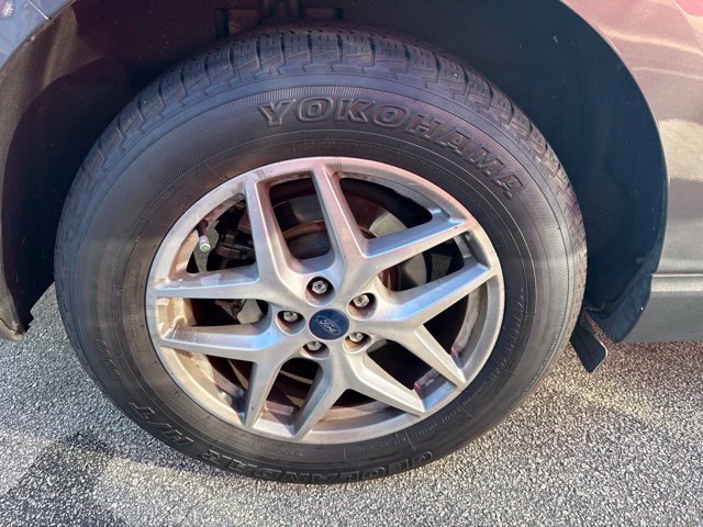 Used 2021 Gray Ford SEL image 5