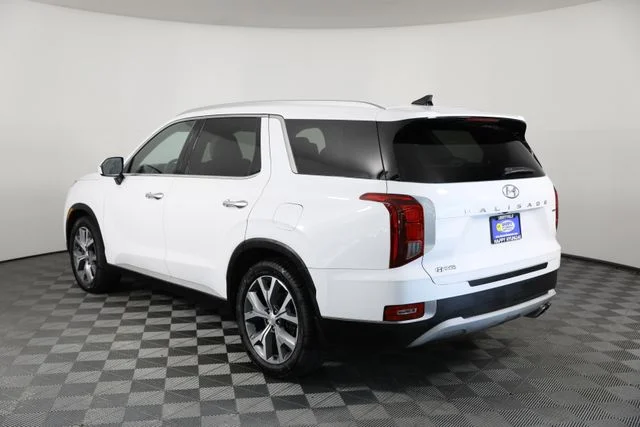 Used 2021 White Hyundai SEL image 16