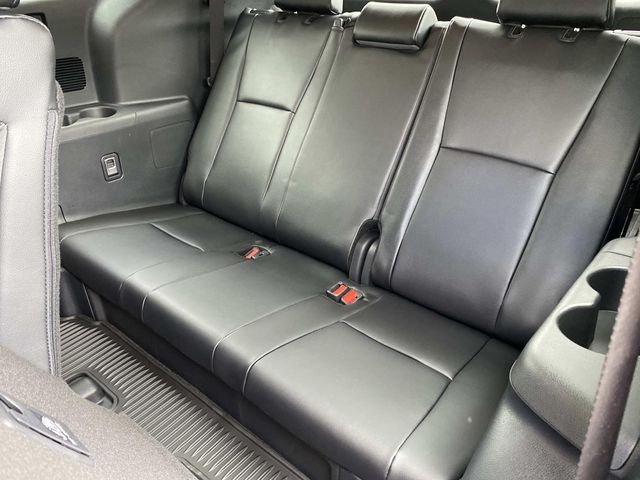 New 2026 Wind Chill Pearl Toyota XLE image 8