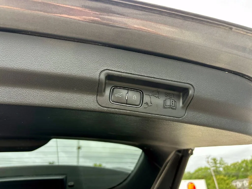 Used 2020 Magnetic Ford ST image 18