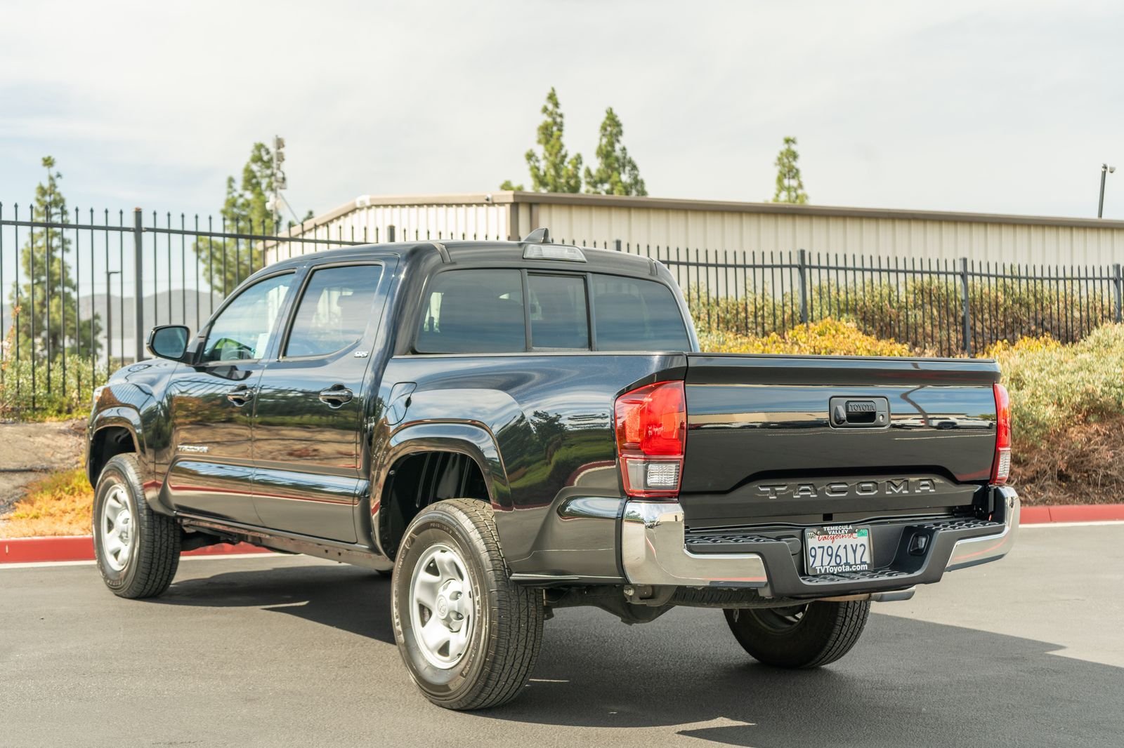 Certified Used 2020 Midnight Black Metallic Toyota SR5 image 11