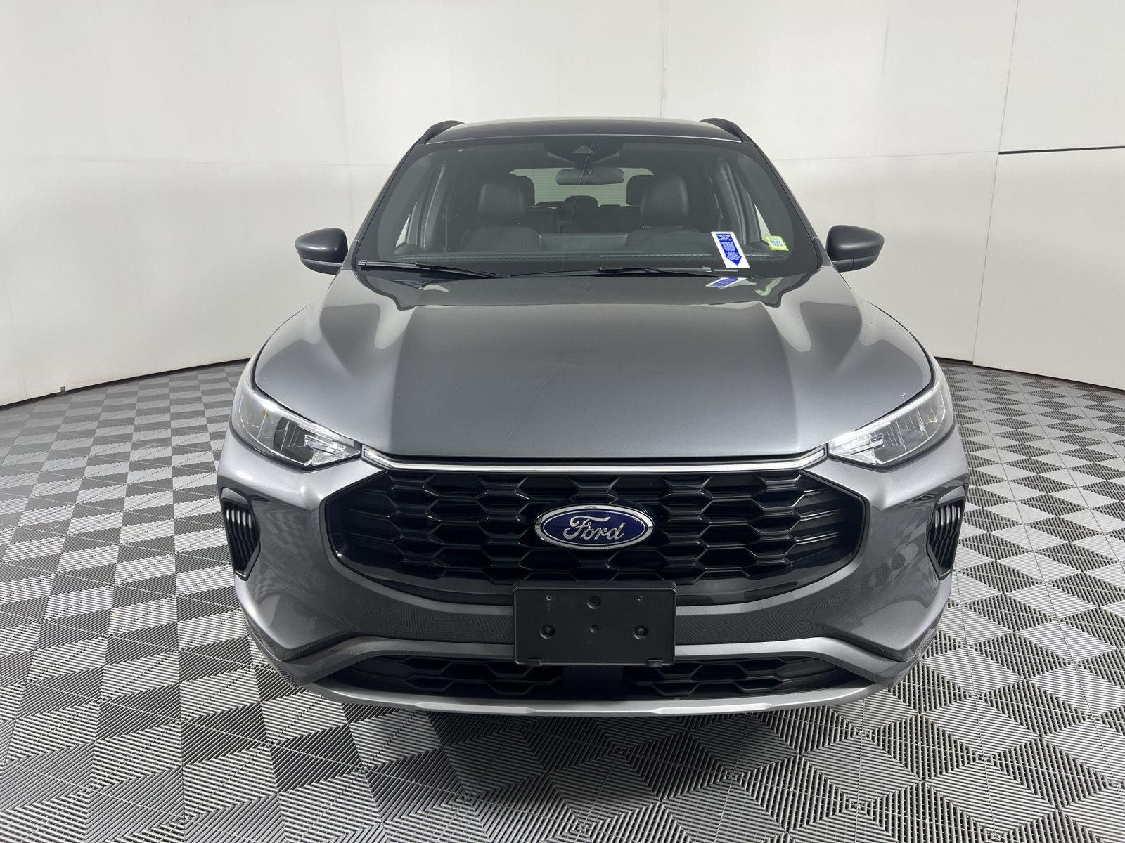 Used 2023 Carbonized Gray Ford ST-Line image 5