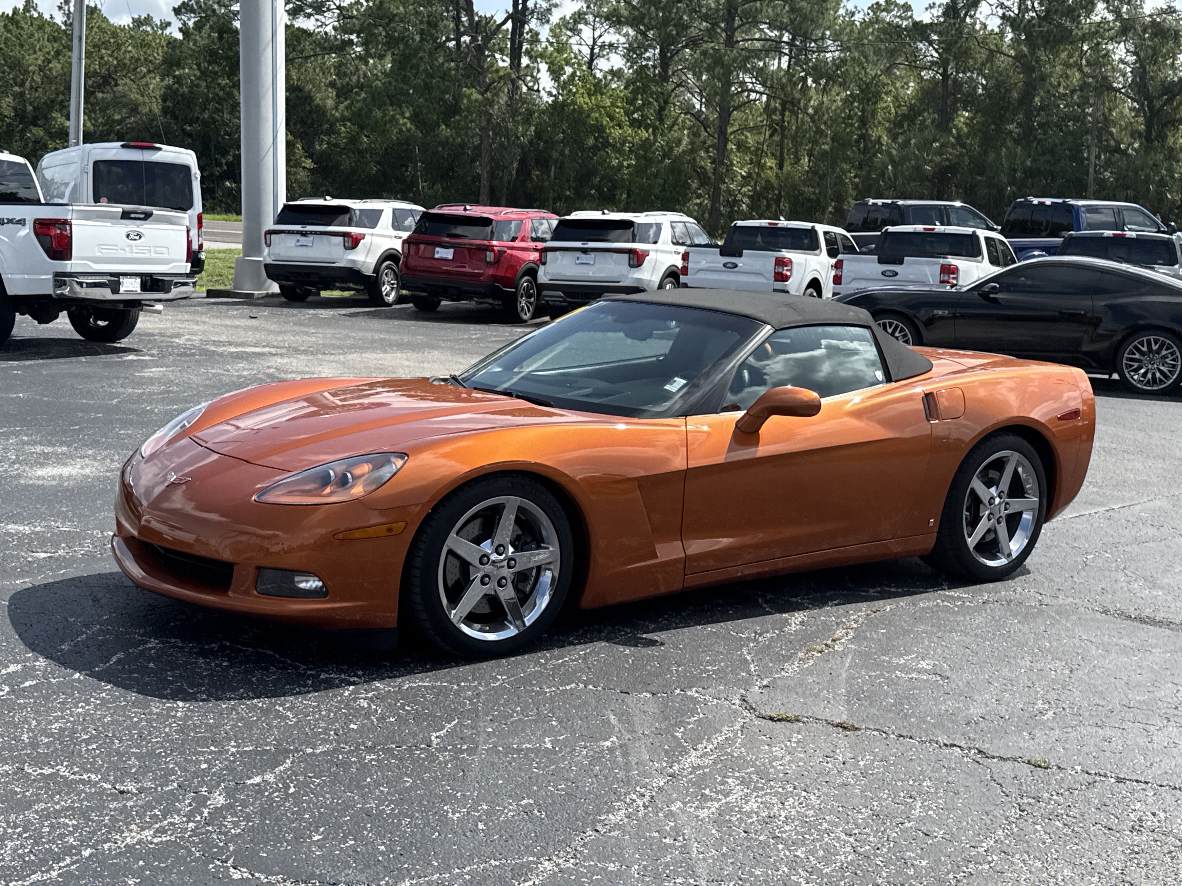 Used 2007 Atomic Orange Metallic Chevrolet Base image 14