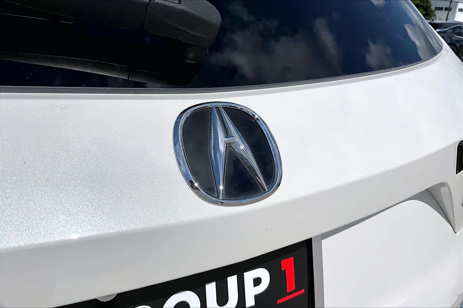 Used 2022 Platinum White Pearl Acura  image 31