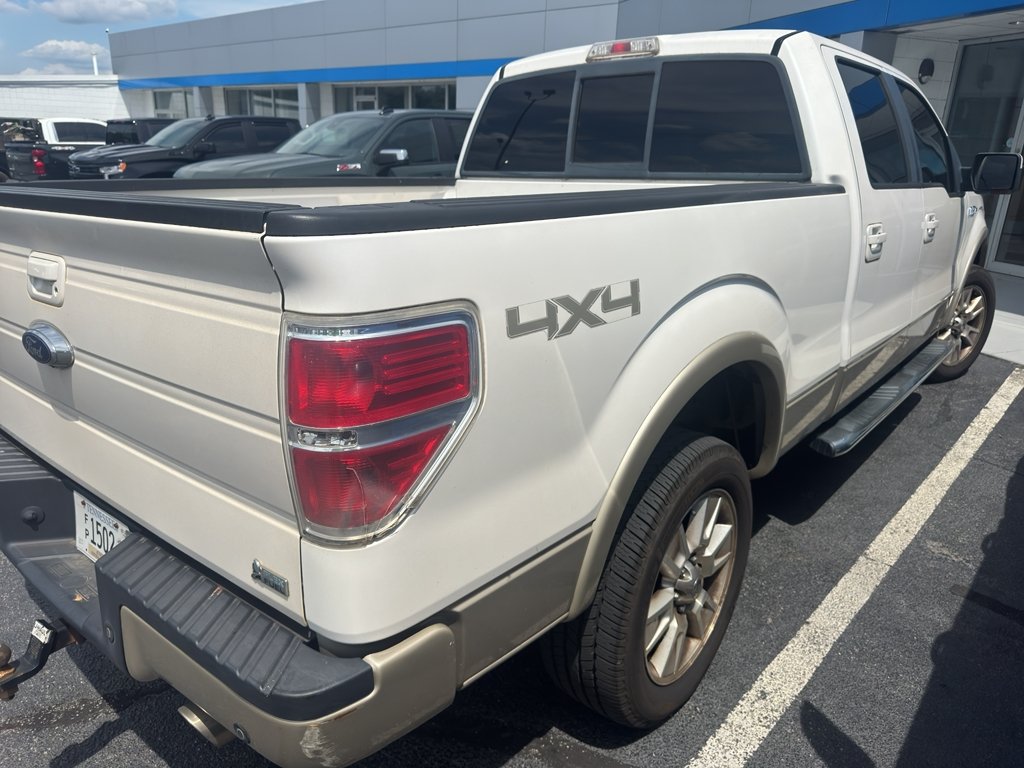 Used 2010 White Platinum Metallic Tri-Coat Ford Lariat image 4